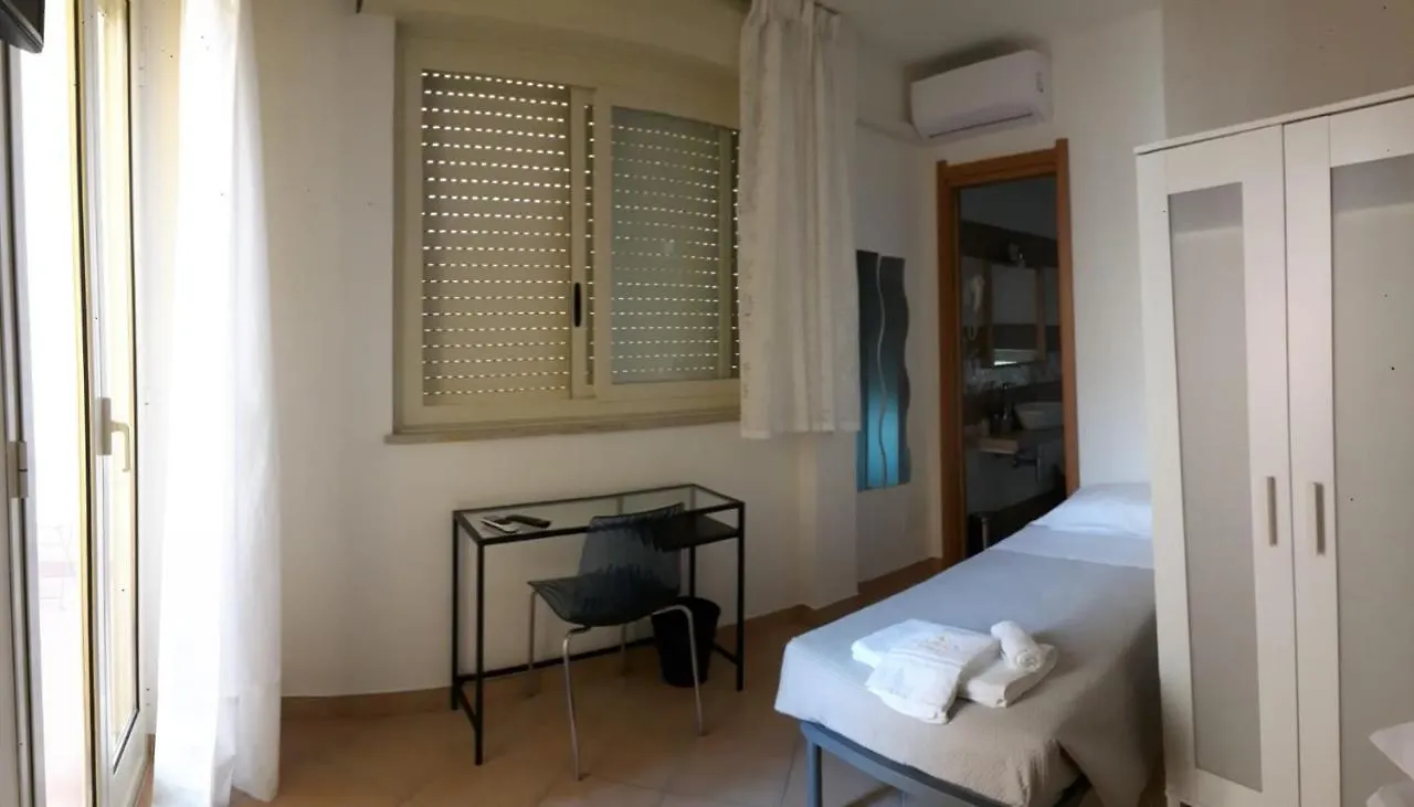 Bed&Bed Tommaso Fazzello Only Rooms Taormina Bed & Breakfast